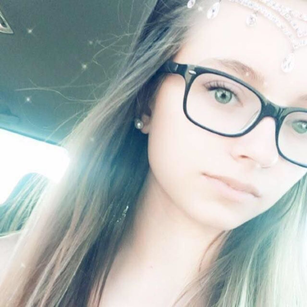 Meet your Posher, Britney